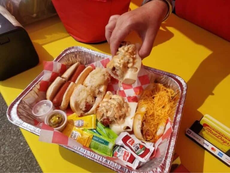 Oh me, oh my! MadDogs Hot Dogs has come up with “The Hot Dog Flight!”